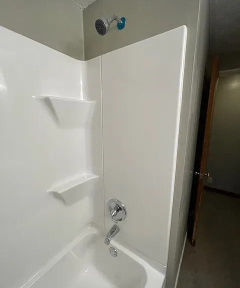924 E Chippewa Ave — Photo 18