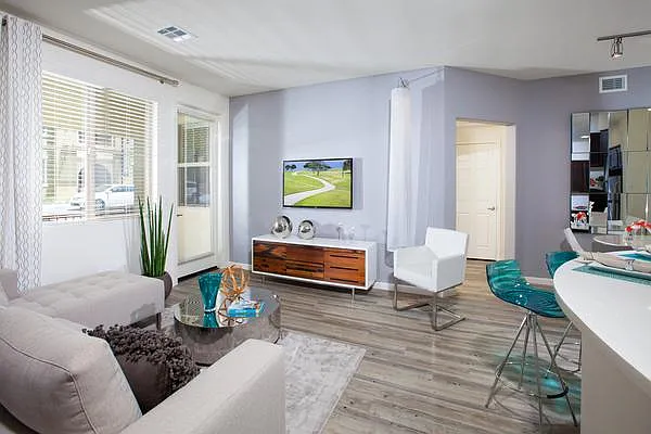 Solterra Ecoluxury Apartments — Photo 10