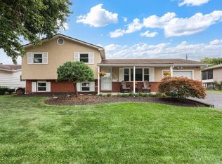 2561 Scott Ct, Grove City, OH