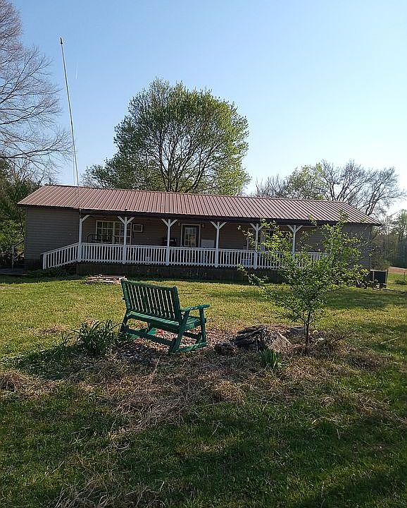1st image of 761 Bakerton Ferry Rd