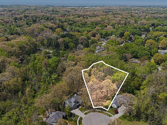 3rd image of 1435 Silver Creek Pl
