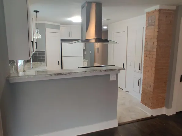 3715 Meadowbrook Dr, Fort Worth, TX 76103