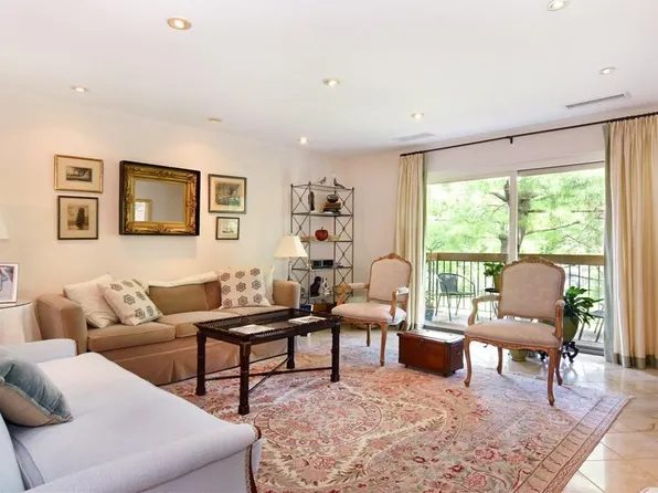 24 Bronxville Glen Drive #4-16, Yonkers, NY 10708