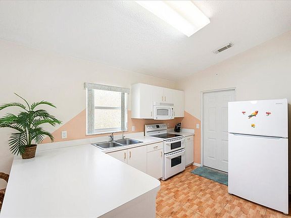 5th image of 6601 Nuevo Lagos Street