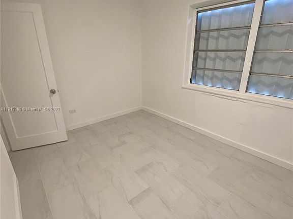 3rd image of 1293 NE 109th St #2