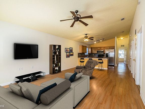3rd image of 8133 Oden Ave