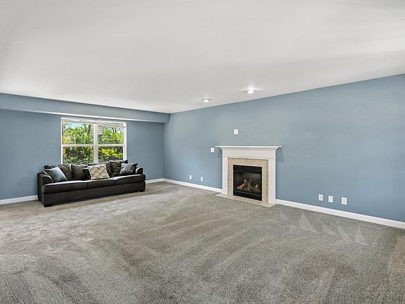 5th image of 1166 Everwood Ln