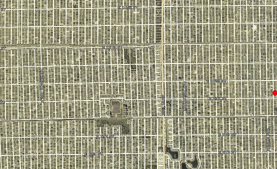 2nd image of 906 Louis Ave