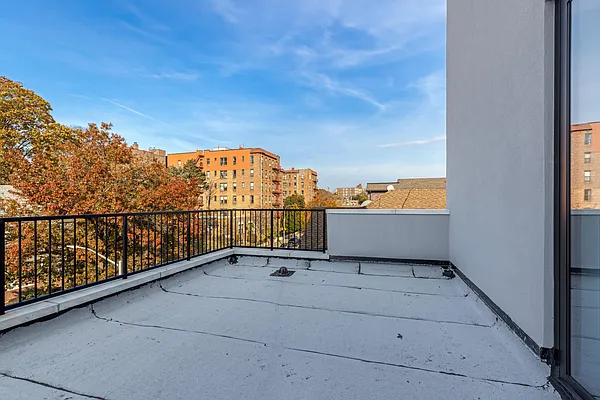 Rented by Douglas Elliman | media 14