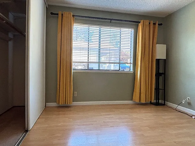 Aurora Plz, Union City — Photo 4