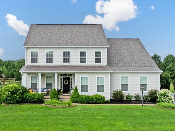2556 Derby Dr, Powell, OH 43065