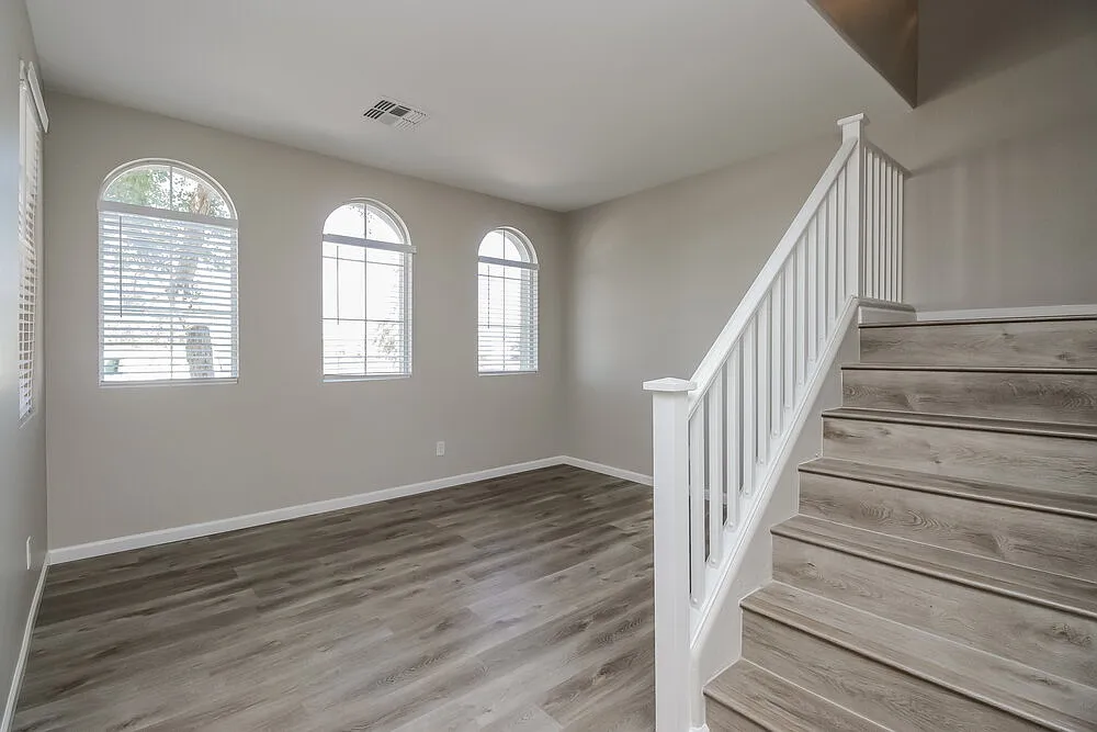 4 bed, 2.5 bath, 1532 sqft, $2,165 — Photo 4
