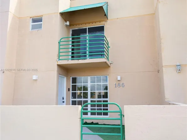 11830 SW 19th Ln APT 186, Miami, FL 33175