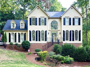 6202 Bay Hill Ct, Greensboro, NC 27410