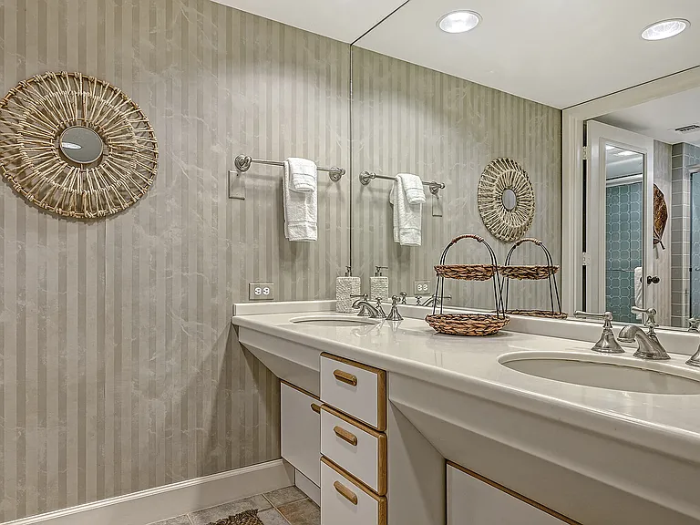2109 Gulf Of Mexico Dr #1203 — Photo 16