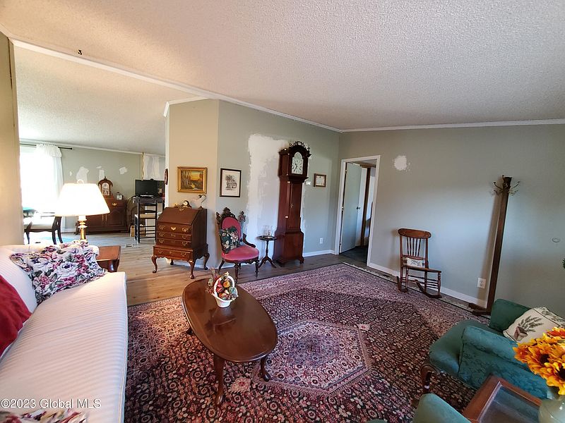 3rd image of 269 Borst Road