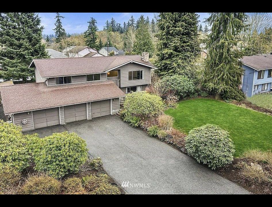 1st image of 15205 32nd Ave W
