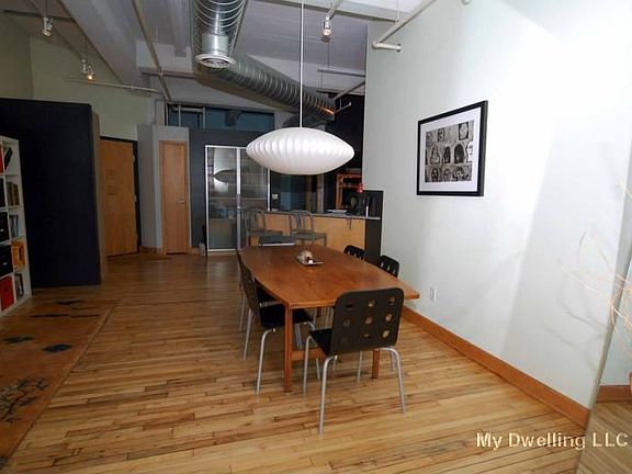 4th image of 730 N Plankinton Ave #8