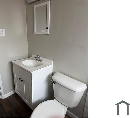 2nd image of 10059 Toelle Ln APT E