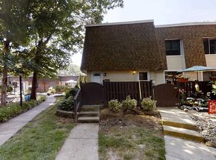 209 Cambridge Dr, Pt Jefferson Station, NY 11776
