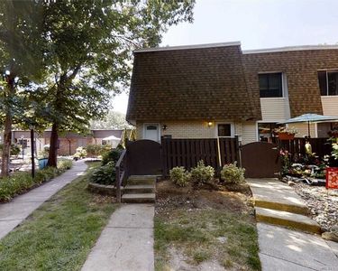 209 Cambridge Dr, Pt Jefferson Station, NY, 11776