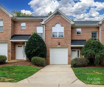 4726 Hunter Crest Ln, Charlotte, NC, 28209