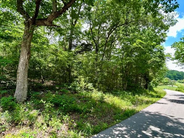 1055 Clay Hill Rd, Somerset, KY 42501