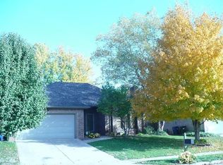 1819 W Westview St, Springfield, MO 65807