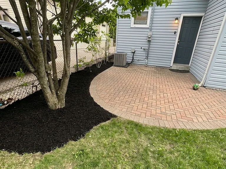 1516 Brookside Ave — Photo 10