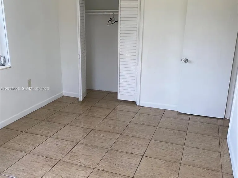 14315 NW 12th Ave — Photo 7