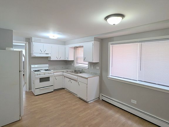 2nd image of 14114 S School St APT 1E