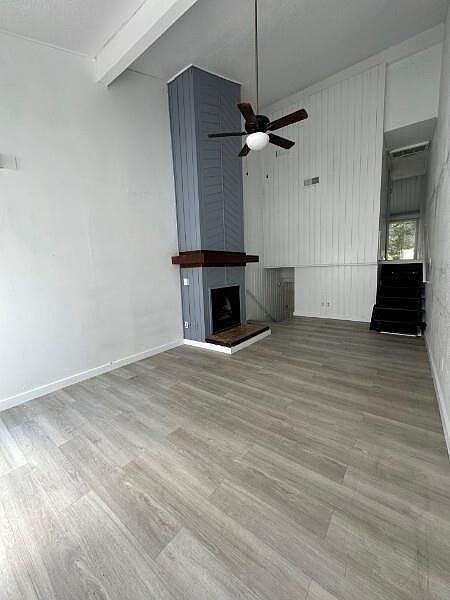 1st image of 14 Lakeway St