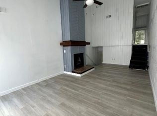 14 Lakeway St, Conroe, TX 77304