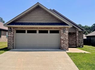 342 Wolf Grove Ln, Jonesboro, AR 72405