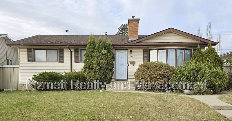 3 bed, 3.0 bath, $2,450 — Photo 1