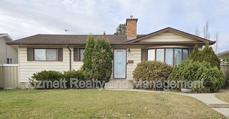 1st image of 8708 Meadowlark Rd NW