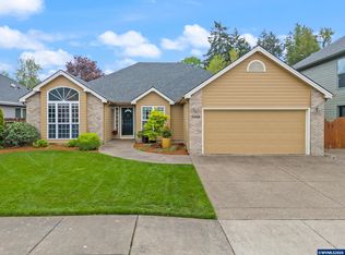 1166 Keystone Loop NE, Keizer, OR 97303