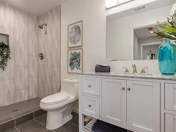 5th image of 220 Glen Park Way #A