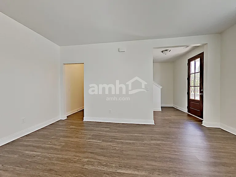 5335 Tupelo St — Photo 6