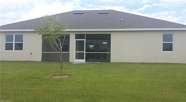 1st image of 422 NW 36th Pl