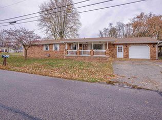 916 Maxwell Ave, Washington, IN 47501