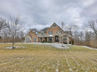 2388 Morman Rd, Hamilton, OH 45013