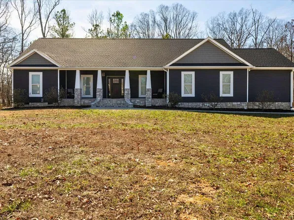 215 Red Oak Ridge Dr, Chickamauga, GA 30707
