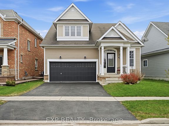 3rd image of 832 Oreilly Cres
