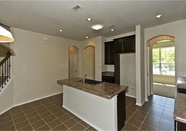 4th image of 2116 Loreto Dr