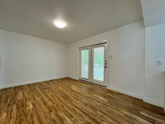 5th image of 6815 Blue Ash Dr
