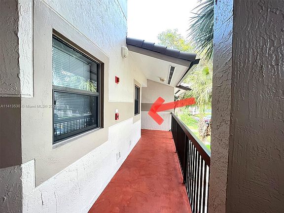 4th image of 9853 Nob Hill Ct #9853