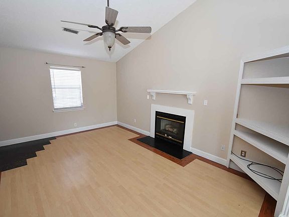 2nd image of 2014 A Summerhaven Dr