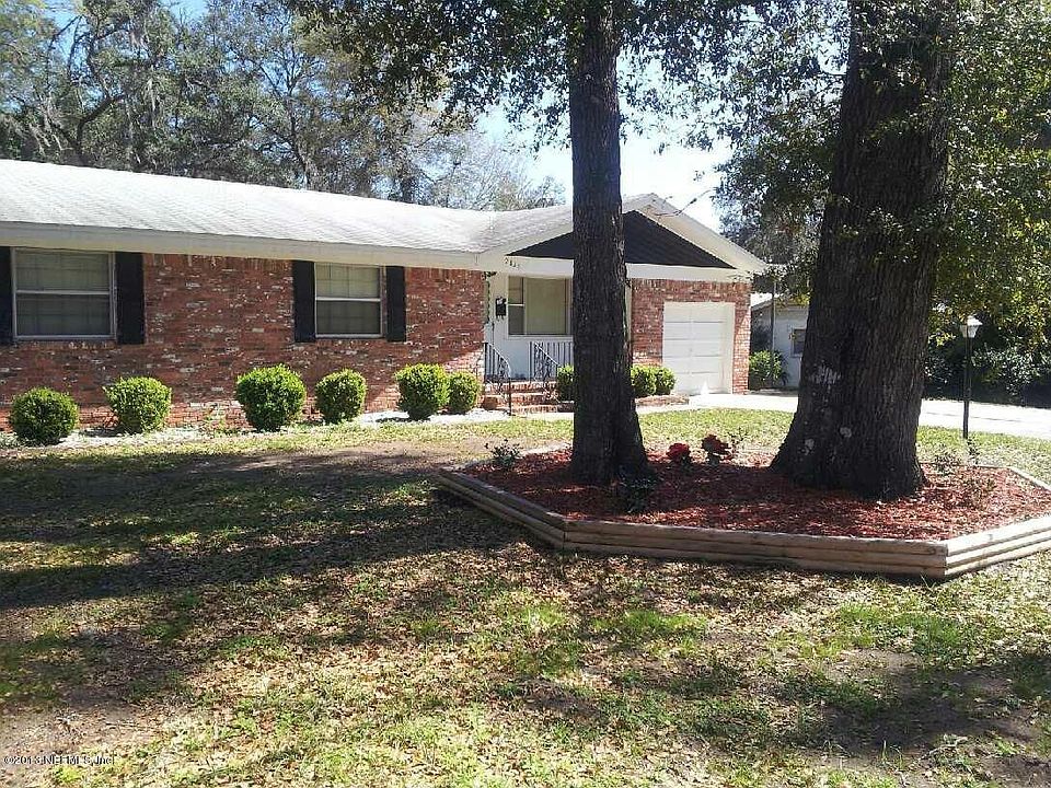 1st image of 2843 Woodland Dr