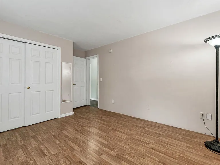 368 Chesham Rd — Photo 20